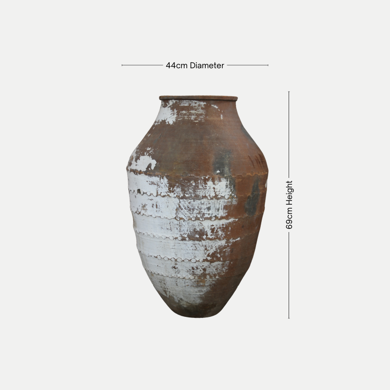 Belted Pot 9