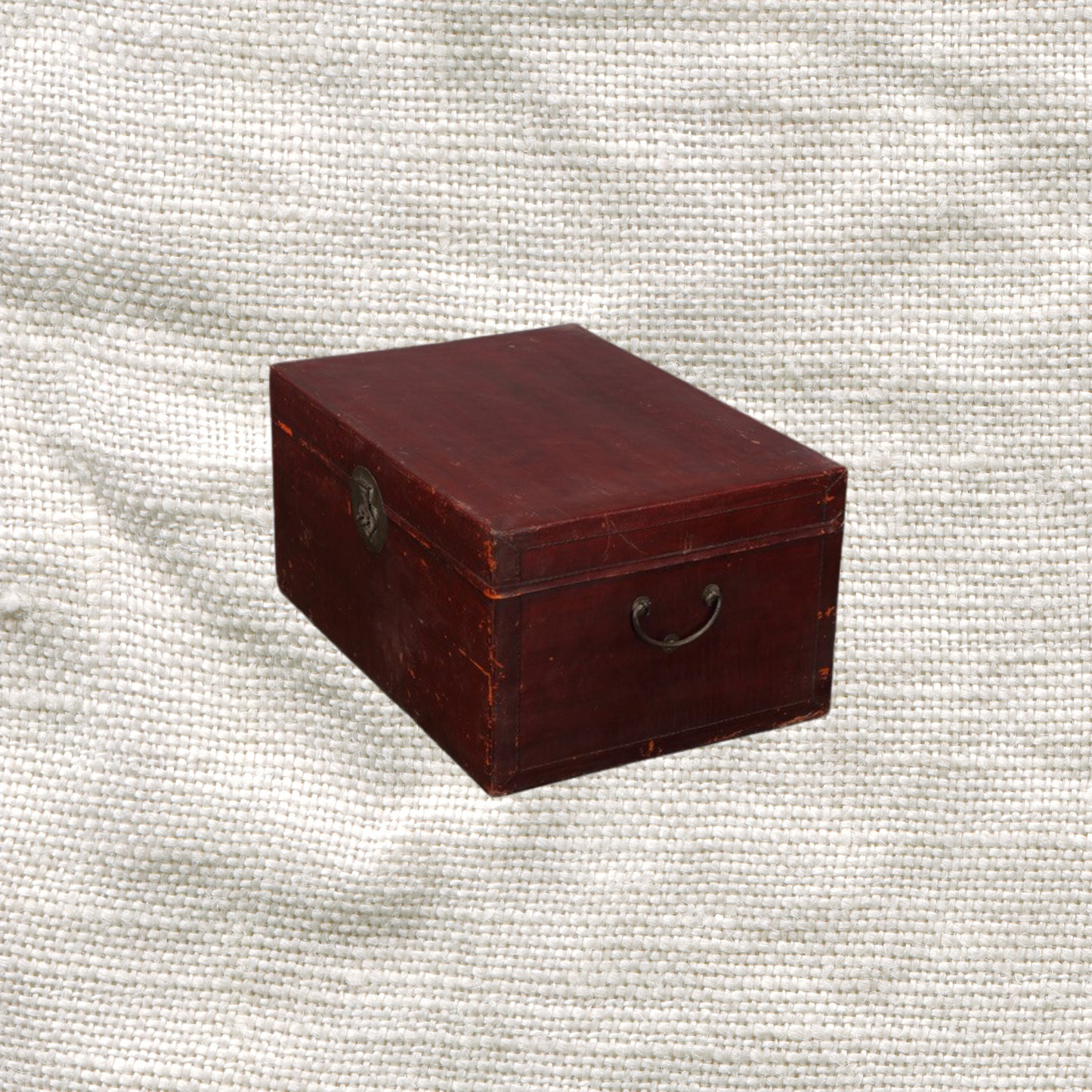 Silk Keepers Chest
