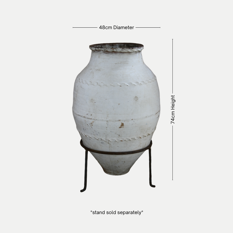 Belted Pot 4