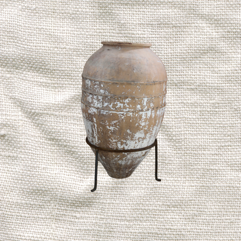 Belted Pot 3