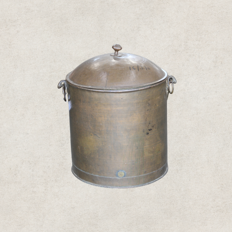 Large Copper Pot - With Lid