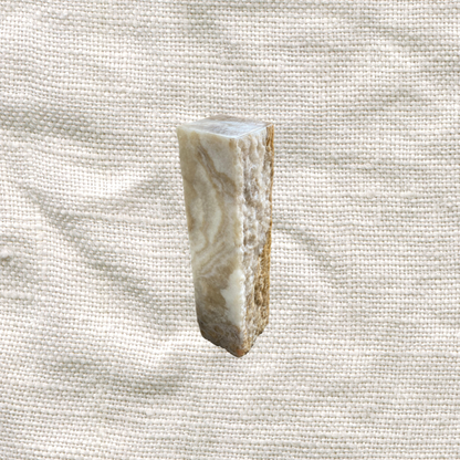 Honey Onyx Plinth