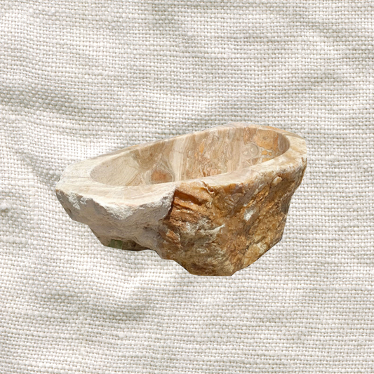 Amber Onyx Bath