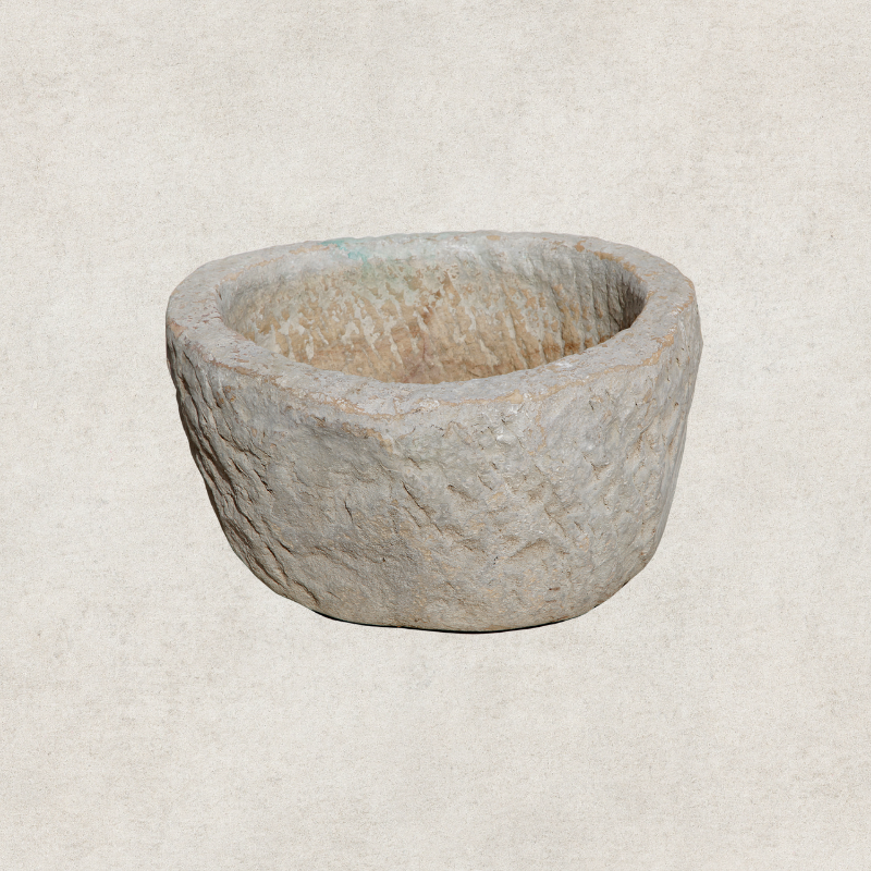 Round Sandstone Trough