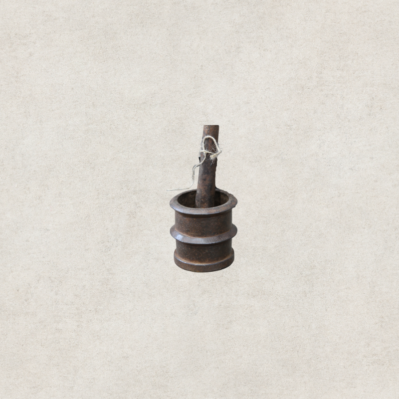 Iron Mortar & Pestle - Assorted